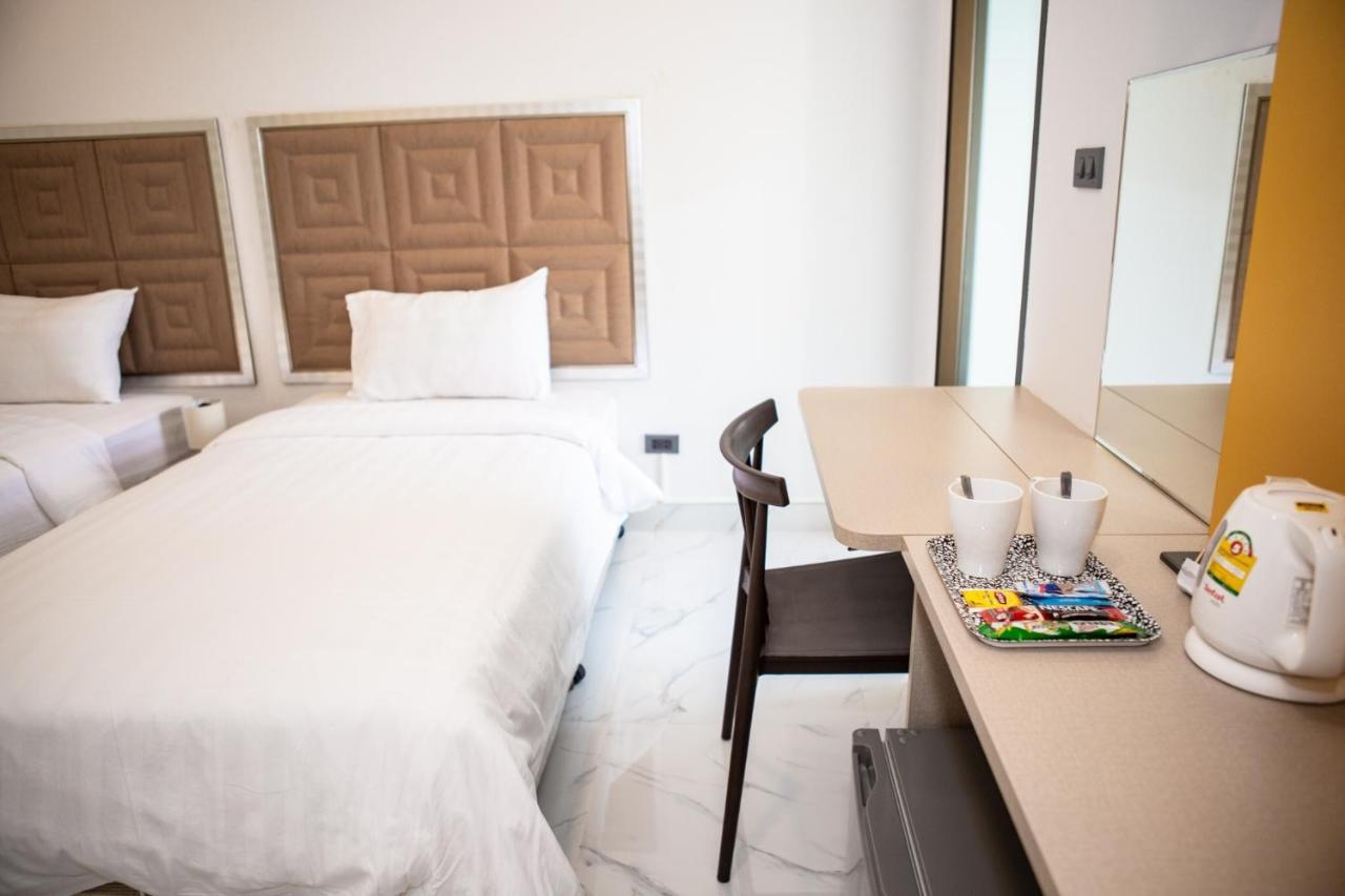 Auberge de jeunesse Rich8 *